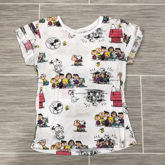 Peanuts Tops - Peanuts tee shirt